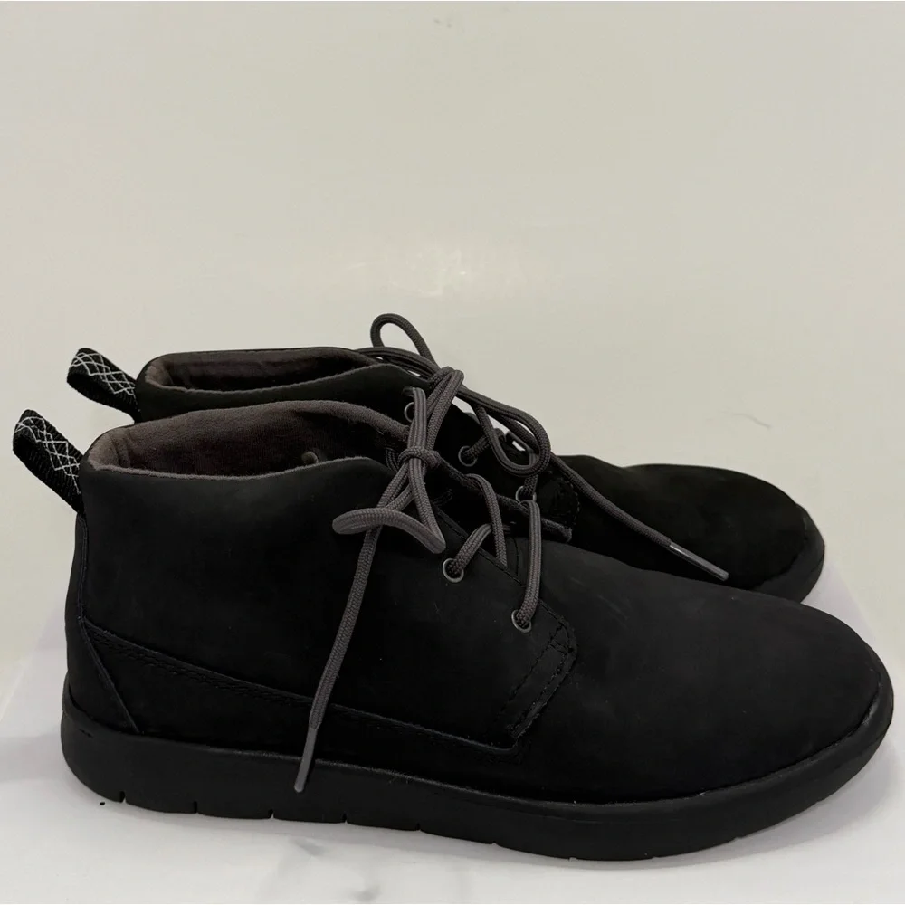 UGG Canoe Chukka Boots Black